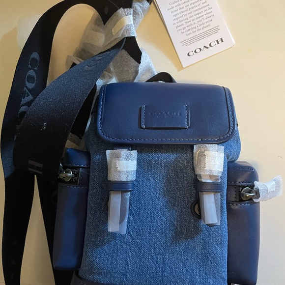 Coach Blue Crossbody Bag - Picture 1 of 6